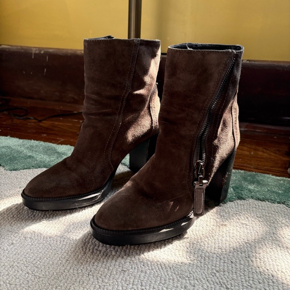 aquatalia ilenia bootie